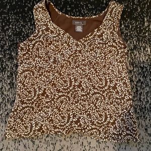 Sleeveless dress top